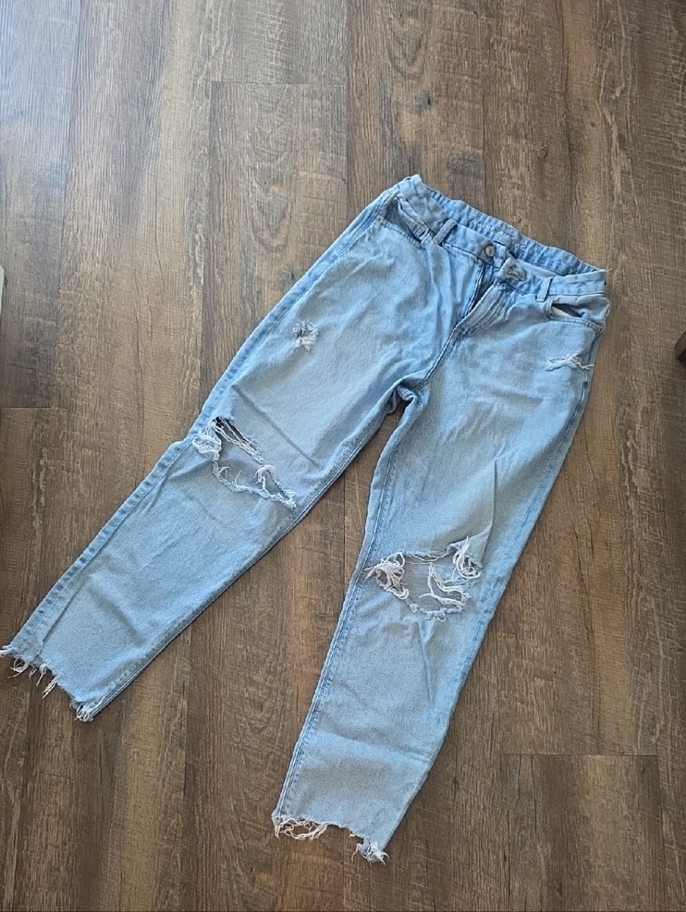 American Eagle Outfitters Light Blue Denim Jeans